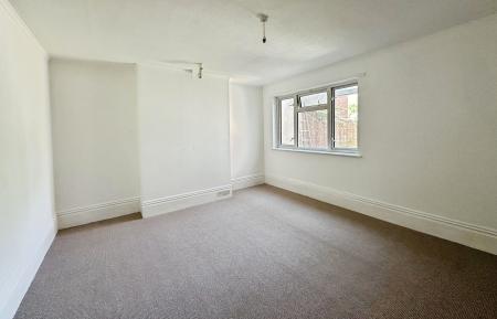 1 bedroom Ground floor maisonette to let in Hulham Road, Exmouth, EX8