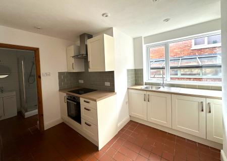 2 bedroom Flat to let in Ryll Grove, Exmouth, EX8