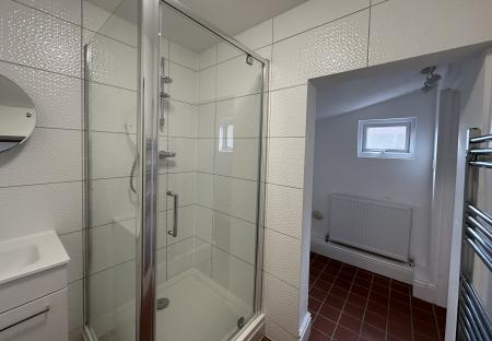 2 bedroom Flat to let in Ryll Grove, Exmouth, EX8
