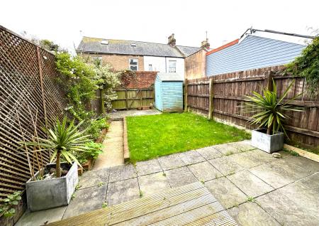 2 bedroom Terraced House to let in New North Road, Exmouth, EX8
