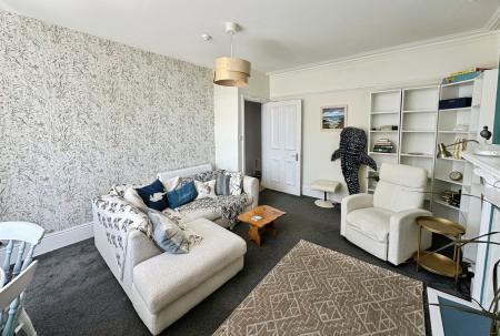 2 bedroom Flat to let in Alston Terrace, Exmouth, EX8