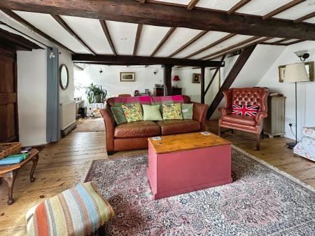 1 bedroom Cottage to let in Church Stile Lane, Woodbury, EX5