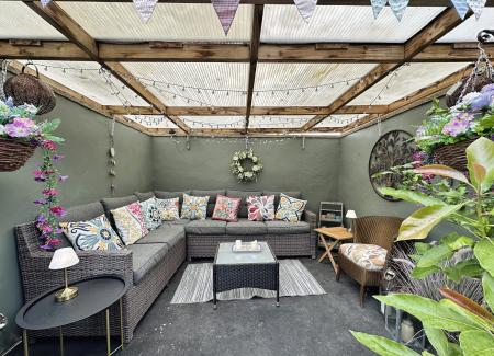 3 bedroom Semi-detached house for sale in Newlands Avenue, Exmouth, EX8