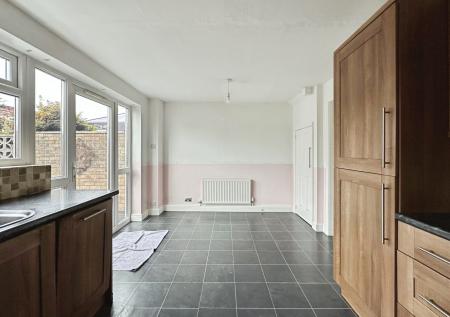 3 bedroom Flat for sale in Martins Road, Exmouth, EX8