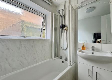 2 bedroom Bungalow to let in Anson Road, Exmouth, EX8