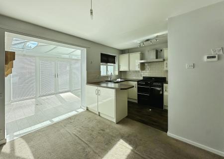 3 bedroom End of terrace house to let in Byron Way, Exmouth, EX8