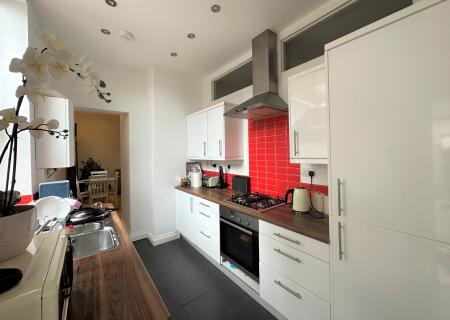 1 bedroom Flat to let in Alexandra Terrace, Exmouth, EX8