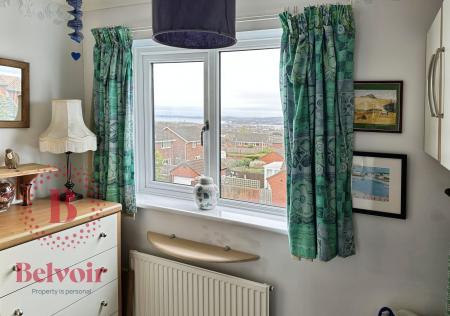 4 bedroom Detached house to let in Bunn Road, Exmouth, EX8