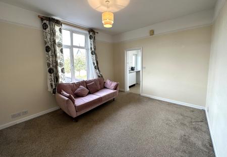 1 bedroom Flat to let in Exeter Road, Exmouth, EX8