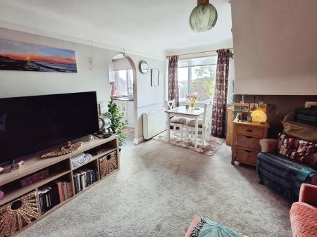 1 bedroom Flat for sale in Bradham Court, Exmouth, EX8