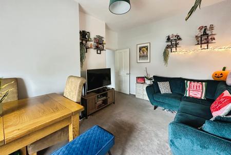 1 bedroom Flat to let in Greenhill Avenue, Exmouth, EX8