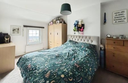 1 bedroom Flat to let in Greenhill Avenue, Exmouth, EX8