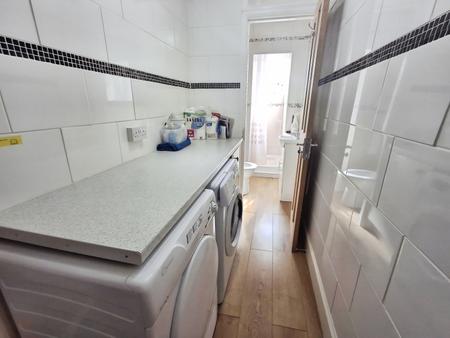 3 bedroom Semi-detached house to let in Lyndhurst Road, Exmouth, EX8