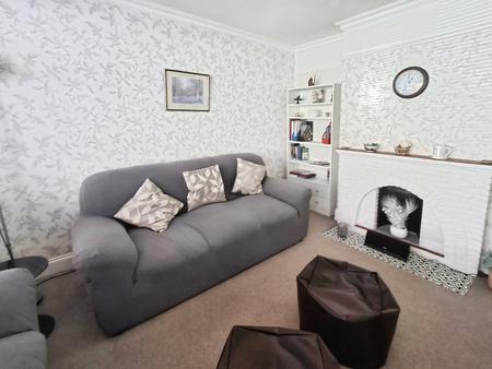 3 bedroom Semi-detached house to let in Lyndhurst Road, Exmouth, EX8