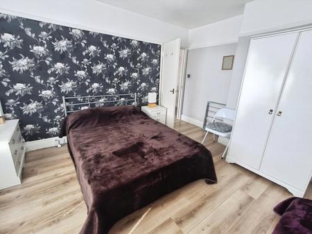 3 bedroom Semi-detached house to let in Lyndhurst Road, Exmouth, EX8