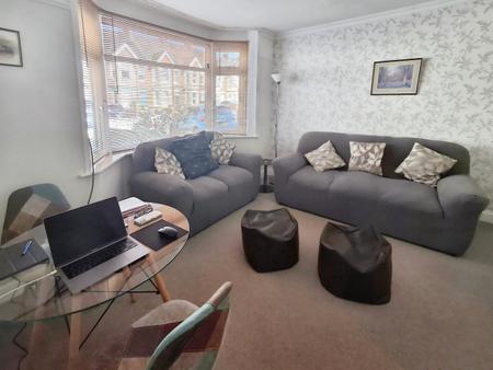 3 bedroom Semi-detached house to let in Lyndhurst Road, Exmouth, EX8