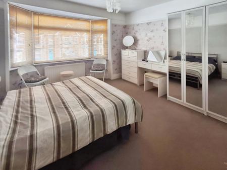 3 bedroom Semi-detached house to let in Lyndhurst Road, Exmouth, EX8