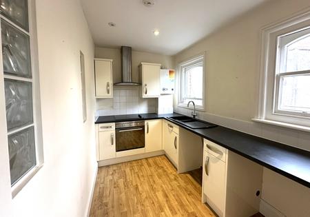 1 bedroom Flat to let in The Strand, Exmouth, EX8