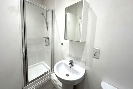 1 bedroom Flat to let in The Strand, Exmouth, EX8