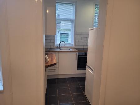 1 bedroom Flat to let in Oswald Street, Falkirk, FK1