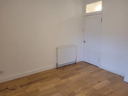 1 bedroom Flat to let in Oswald Street, Falkirk, FK1