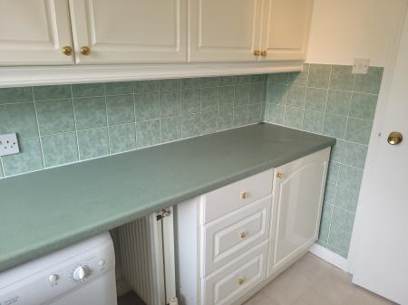 2 bedroom Flat to let in Gartcows Place, Falkirk, FK1