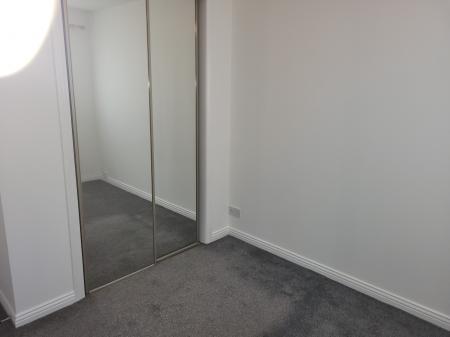 2 bedroom Flat to let in Gartcows Place, Falkirk, FK1