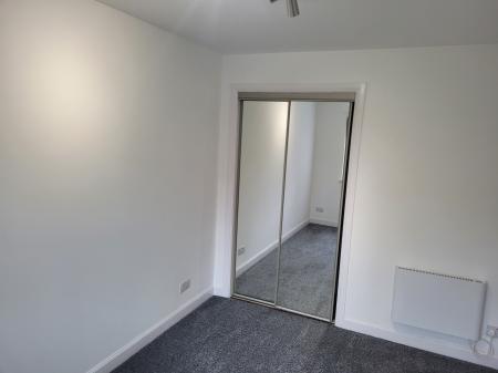 2 bedroom Flat to let in Jarvie Place, Falkirk, FK2