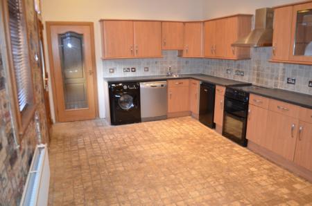 3 bedroom Semi-detached house to let in Burnhead Road, Larbert, FK5
