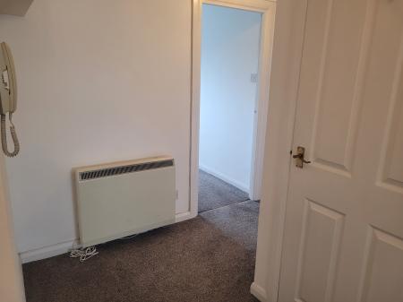 2 bedroom Flat to let in Galloway Court, Falkirk, FK1