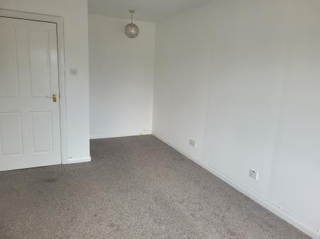 2 bedroom Flat to let in Galloway Court, Falkirk, FK1