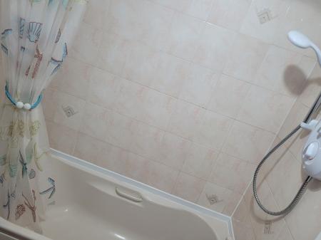 2 bedroom Flat to let in Greenhorns Well Crescent, Falkirk, FK1