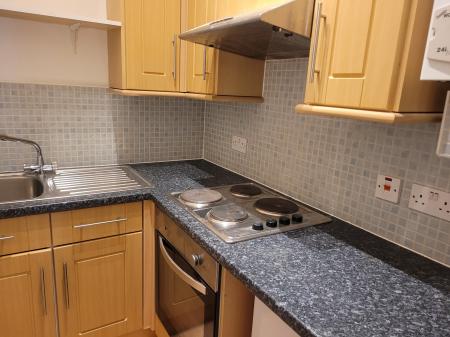 1 bedroom Flat to let in Baker Street, Stirling, FK8