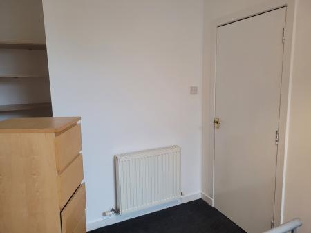 1 bedroom Flat to let in Baker Street, Stirling, FK8