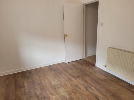 1 bedroom Flat to let in Baker Street, Stirling, FK8
