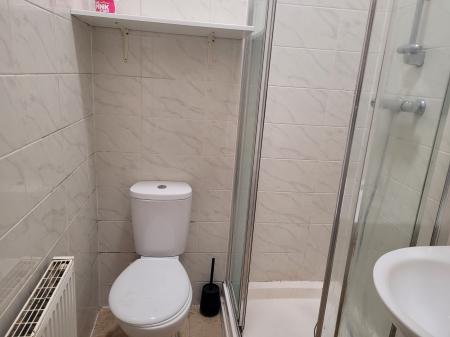 1 bedroom Flat to let in Baker Street, Stirling, FK8