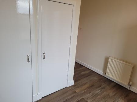 2 bedroom Flat to let in Firs Street, Falkirk, FK2