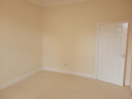 2 bedroom Flat to let in Firs Street, Falkirk, FK2