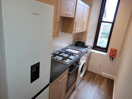 2 bedroom Flat to let in Firs Street, Falkirk, FK2