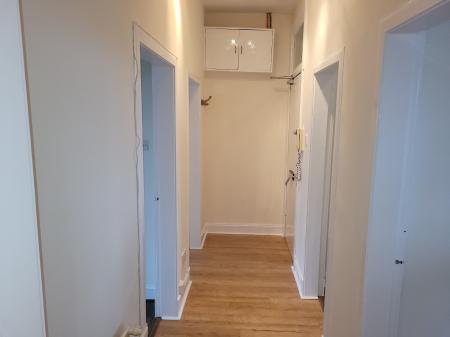 2 bedroom Flat to let in Firs Street, Falkirk, FK2