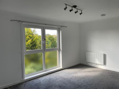 1 bedroom Flat to let in Overton Crescent, Denny, FK6