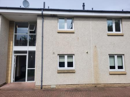 2 bedroom Flat to let in Thornbridge Court, Falkirk, FK2