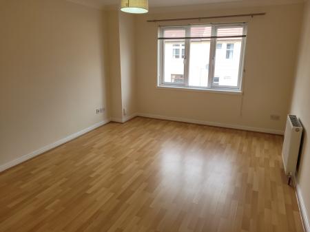 2 bedroom Flat to let in Thornbridge Court, Falkirk, FK2