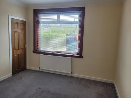 2 bedroom Flat to let in Hawley Road, Falkirk, FK1