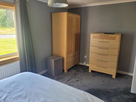 2 bedroom Terraced House to let in Forrest Walk, Livingston, EH52