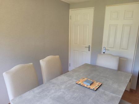 2 bedroom Terraced House to let in Forrest Walk, Livingston, EH52