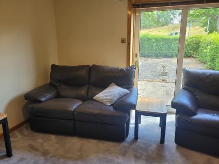 2 bedroom Terraced House to let in Forrest Walk, Livingston, EH52