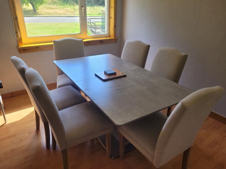 2 bedroom Terraced House to let in Forrest Walk, Livingston, EH52