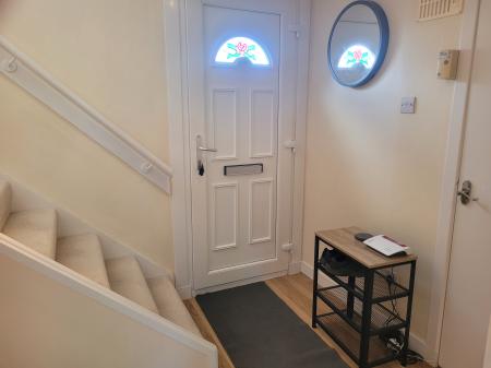 2 bedroom Terraced House to let in Forrest Walk, Livingston, EH52