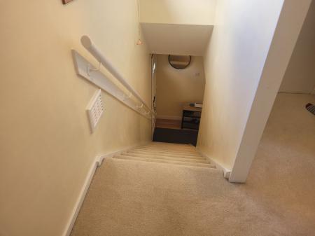 2 bedroom Terraced House to let in Forrest Walk, Livingston, EH52